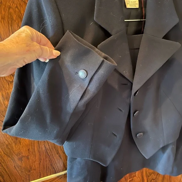 Hermes New w/HermesTag Jacket&Skirt Ensemble Size 34/2. Jacket with everything! - Picture 5 of 8